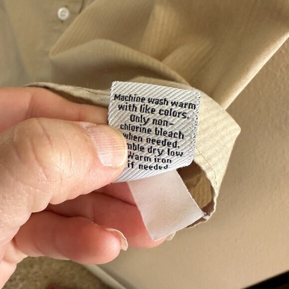 Croft & Barrow Men's Dress Shirt ‎ Size Medium - Picture 5 of 7